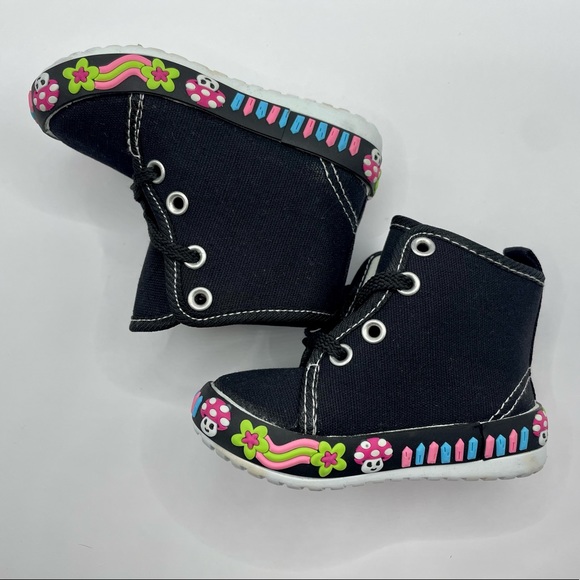 Little Berry High Top Sneakers size 3 toddler (black) - Picture 3 of 5